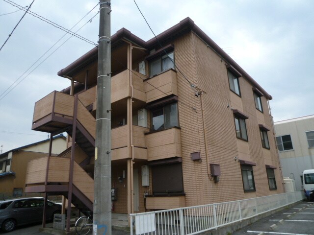 物件外観写真2　(外観写真)