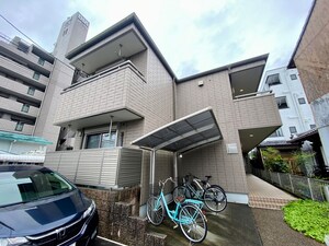 メゾンベール大松外観写真