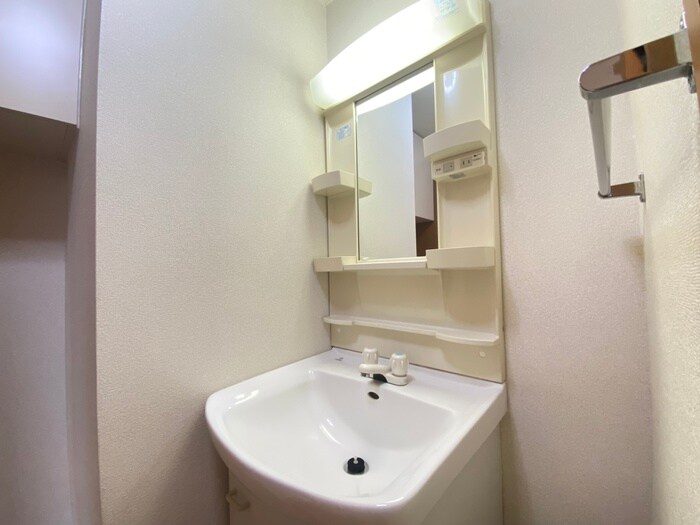 物件内観写真15　(洗面)