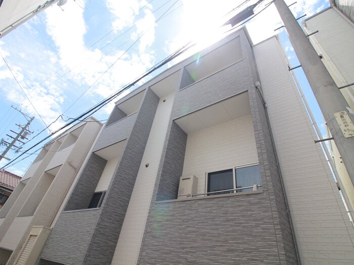 物件外観写真2　(外観写真)