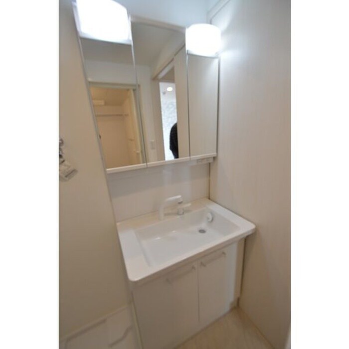 物件内観写真12　(洗面)