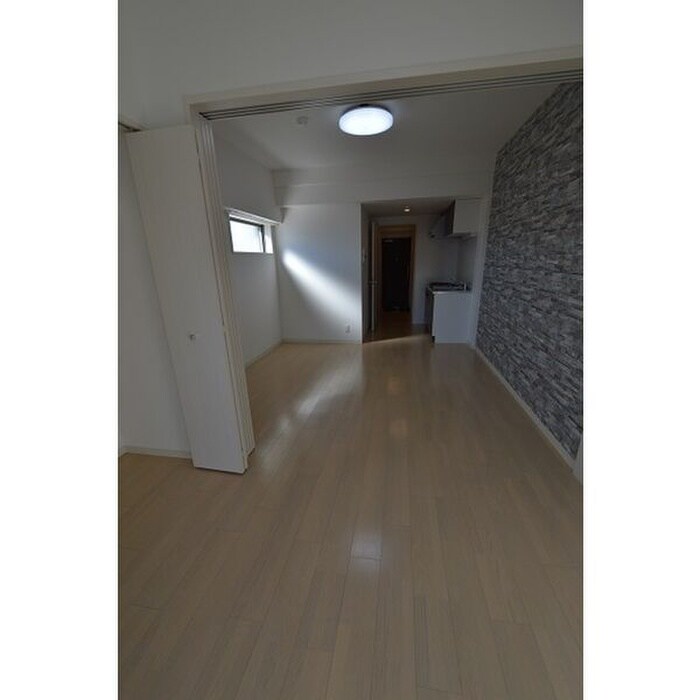 物件内観写真15　(居室)