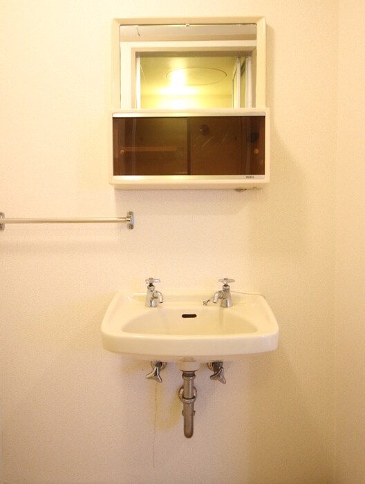 物件内観写真11　(洗面)