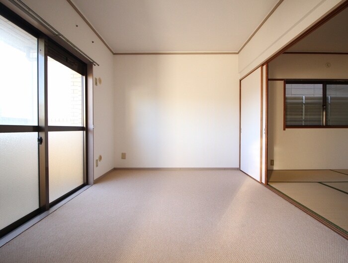 物件内観写真19　(居室)