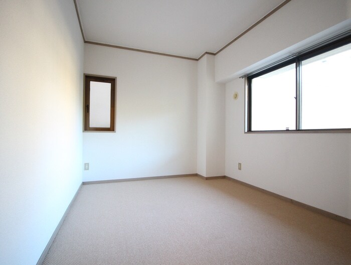 物件内観写真21　(居室)