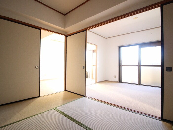 物件内観写真22　(居室)