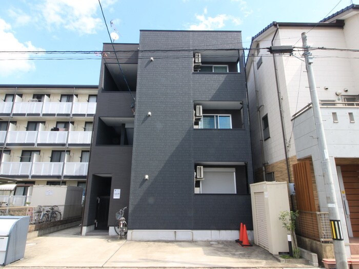 物件外観写真2　(外観写真)