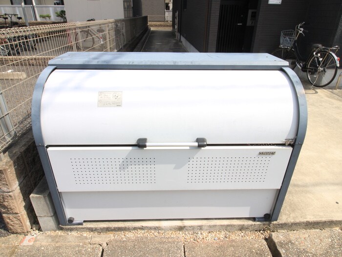 物件外観写真6　(建物設備)