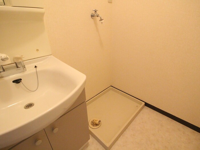 物件内観写真20　(洗濯機置場)