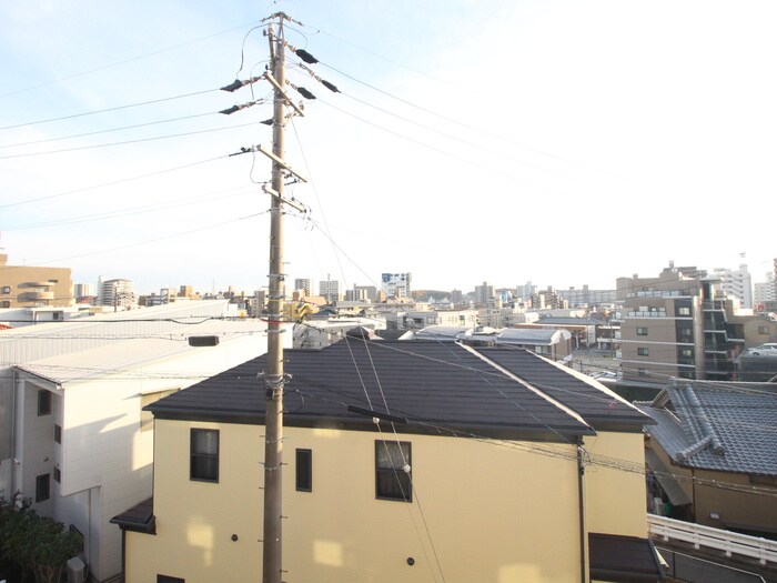 物件内観写真22　(室内からの展望)