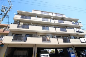 メゾン北千種外観写真