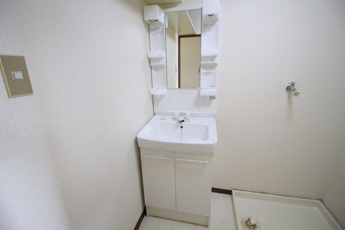 物件内観写真11　(洗面)