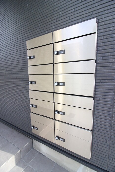 物件外観写真4　(建物設備)