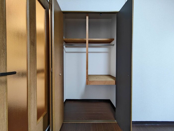 物件内観写真10　(収納)