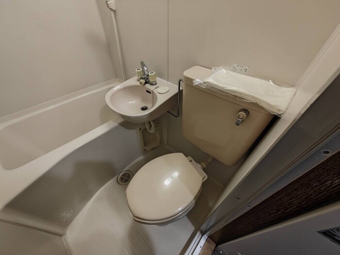 物件内観写真14　(トイレ)