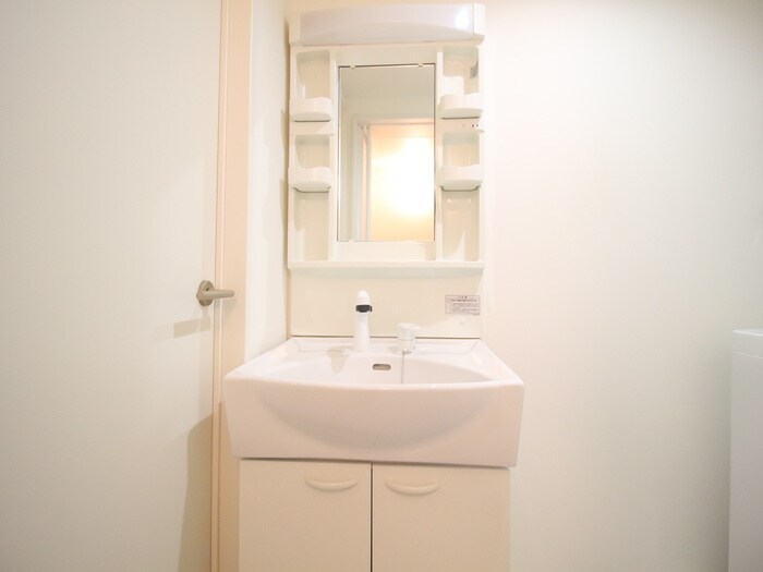 物件内観写真12　(洗面)