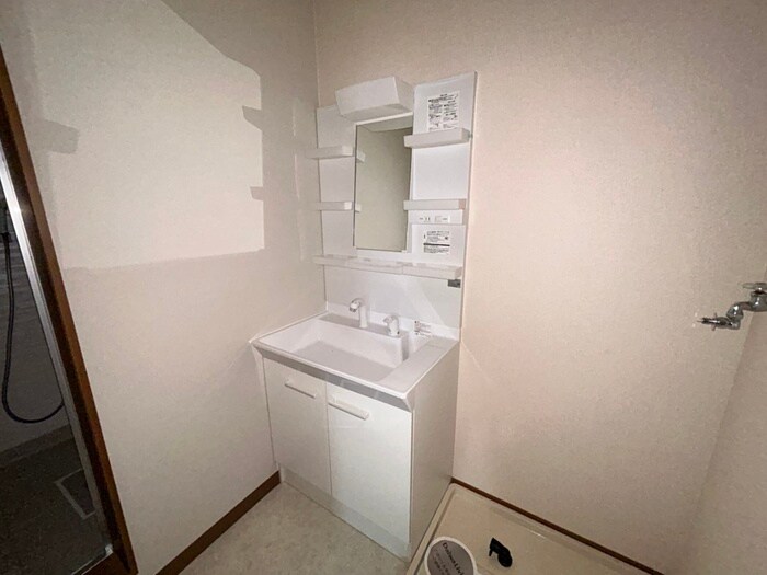 物件内観写真12　(洗面)