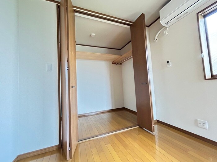 物件内観写真13　(収納)