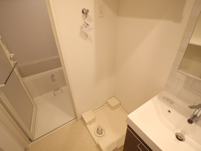 物件内観写真11　(洗濯機置場)