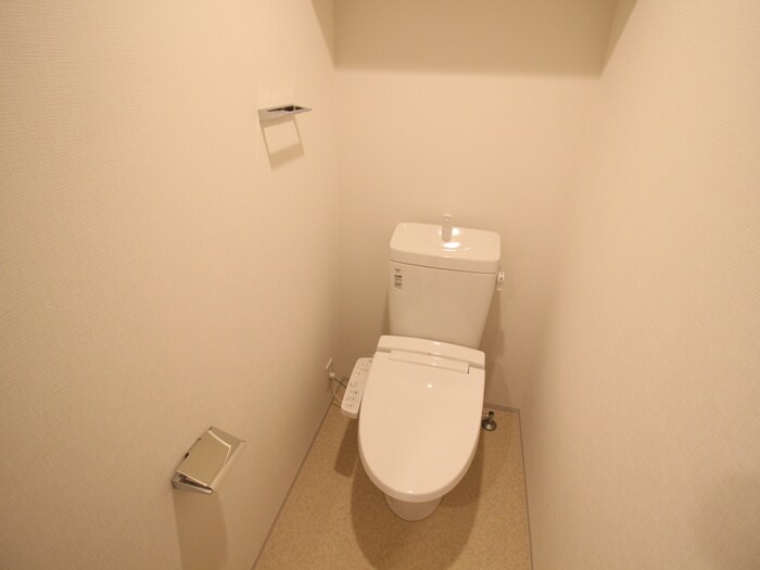 物件内観写真13　(トイレ)