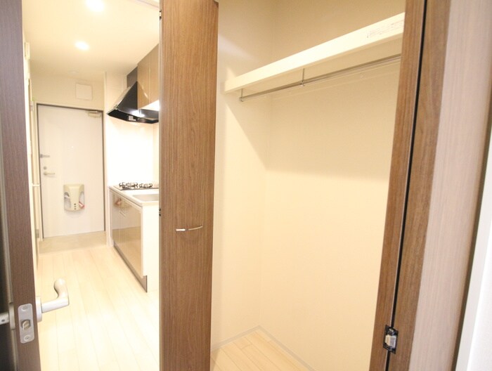 物件内観写真15　(収納)