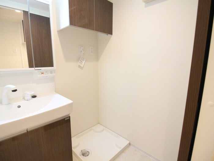 物件内観写真17　(洗濯機置場)