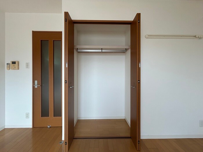 物件内観写真10　(収納)