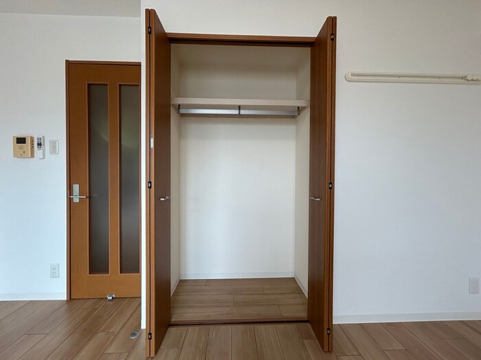 物件内観写真10　(収納)