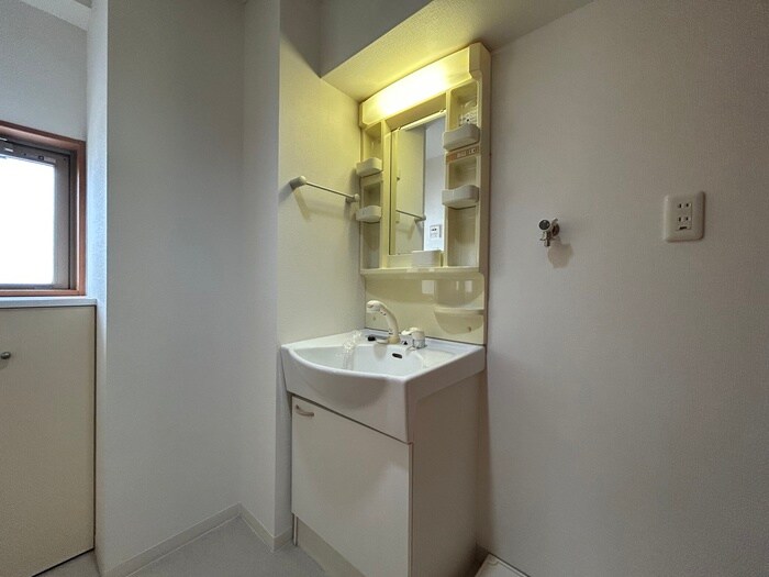 物件内観写真13　(洗面)