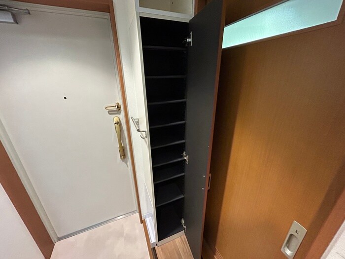 物件内観写真14　(靴箱)
