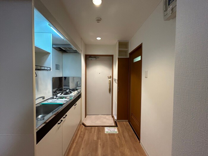 物件内観写真15　(廊下)