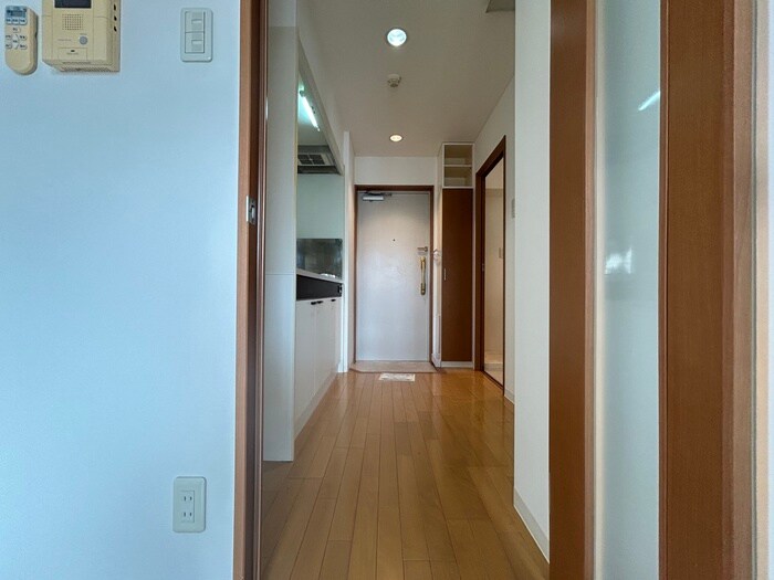 物件内観写真19　(廊下)