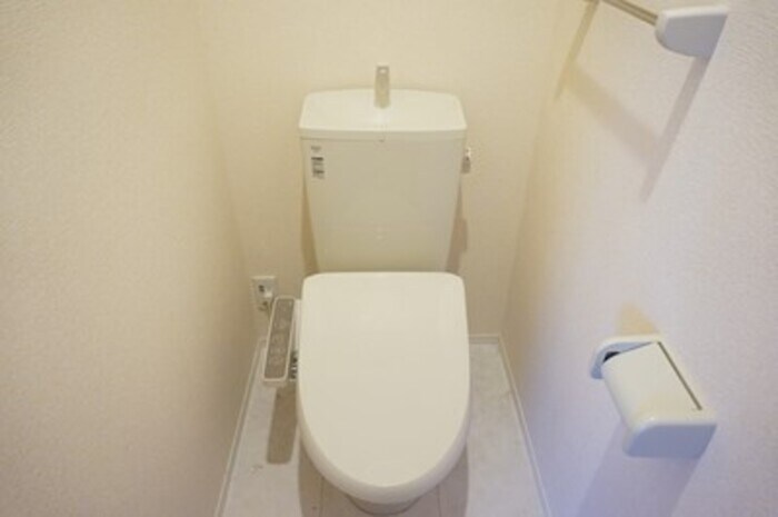 物件内観写真10　(トイレ)