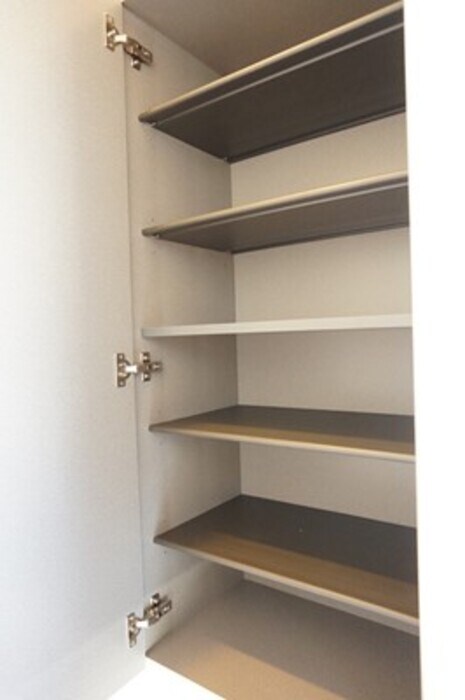 物件内観写真13　(靴箱)