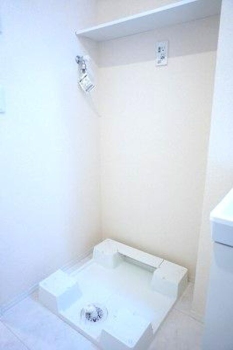 物件内観写真19　(洗濯機置場)