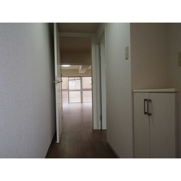 物件内観写真7　(廊下)