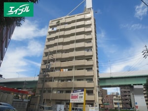 満ビル外観写真