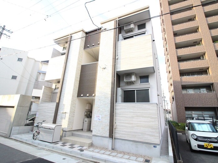 物件外観写真1　(外観写真)