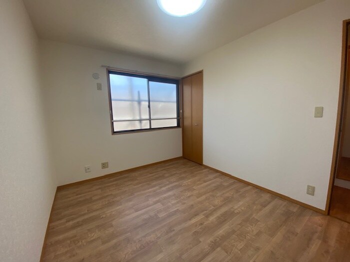 物件内観写真11　(居室)