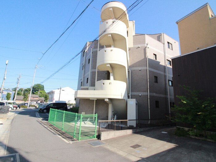 物件外観写真6　(外観写真)