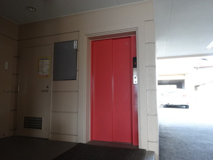 物件外観写真4　(建物設備)