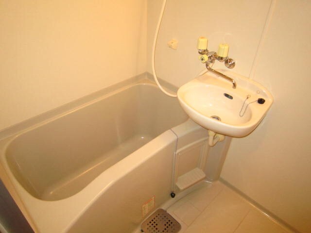 物件内観写真11　(バス／シャワールーム等)