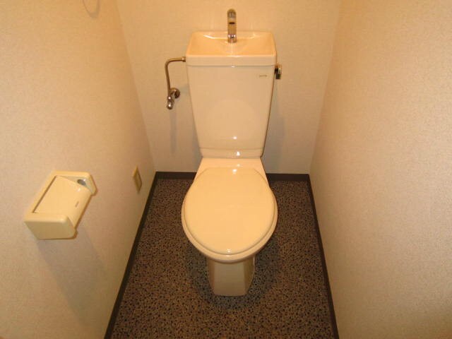 物件内観写真13　(トイレ)