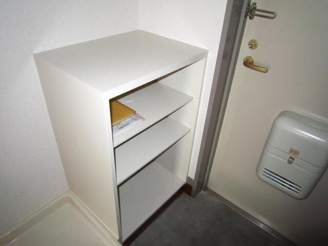 物件内観写真15　(靴箱)