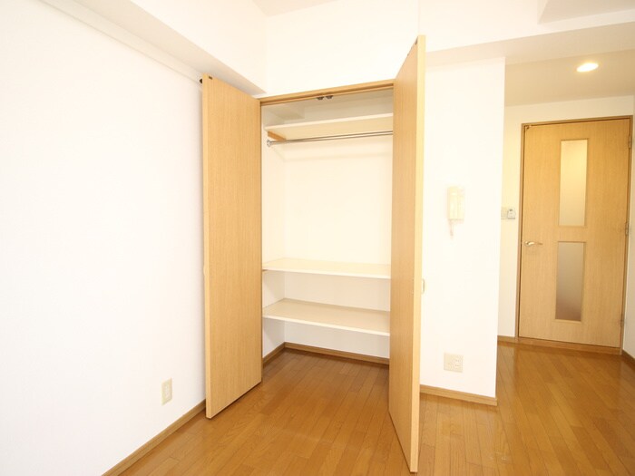 物件内観写真9　(収納)