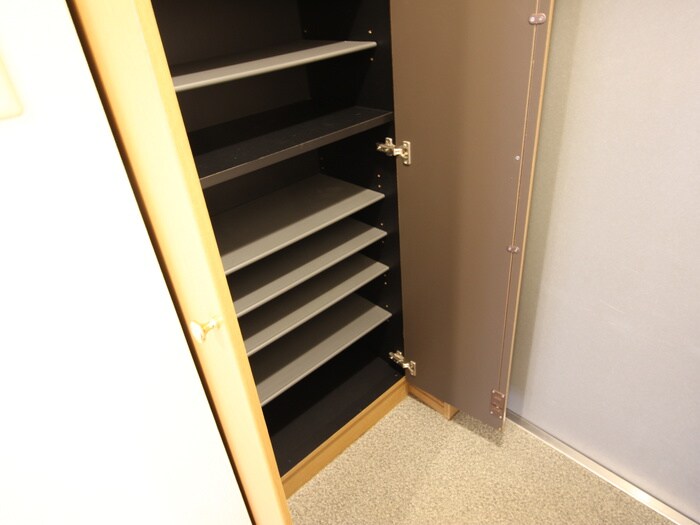 物件内観写真19　(靴箱)
