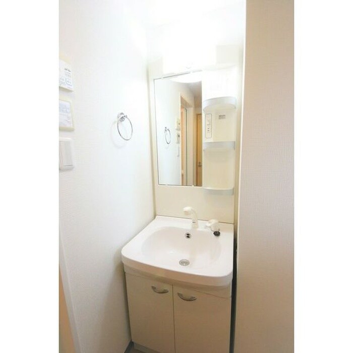 物件内観写真10　(洗面)