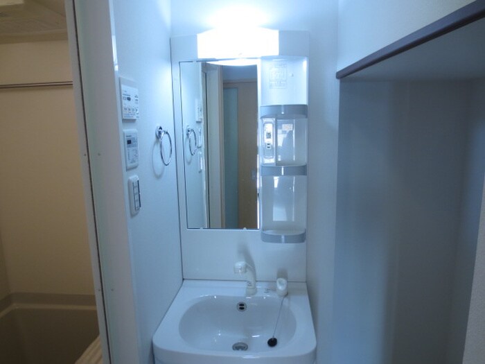 物件内観写真13　(洗面)