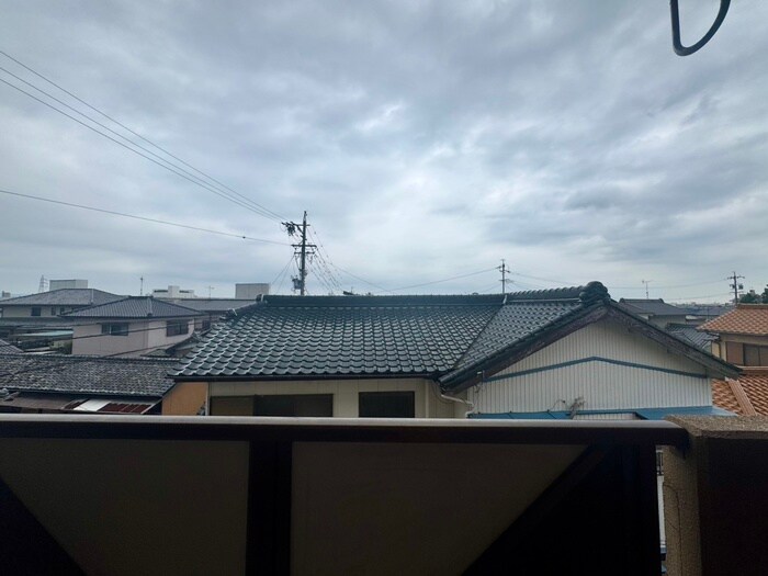 物件内観写真18　(室内からの展望)