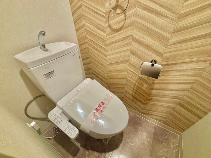 物件内観写真16　(トイレ)